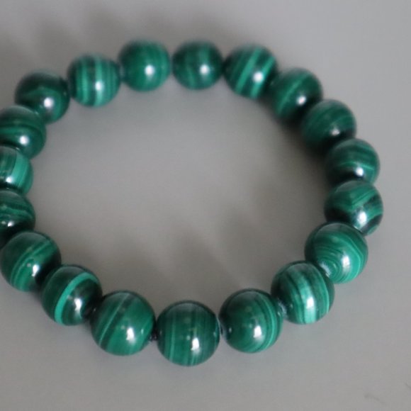 Malachite Stretch Bracelet - Picture 5 of 10